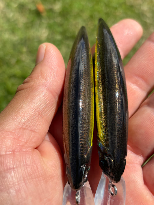 4.5" Black Gold Sinking Diver 1.2oz (No hooks).