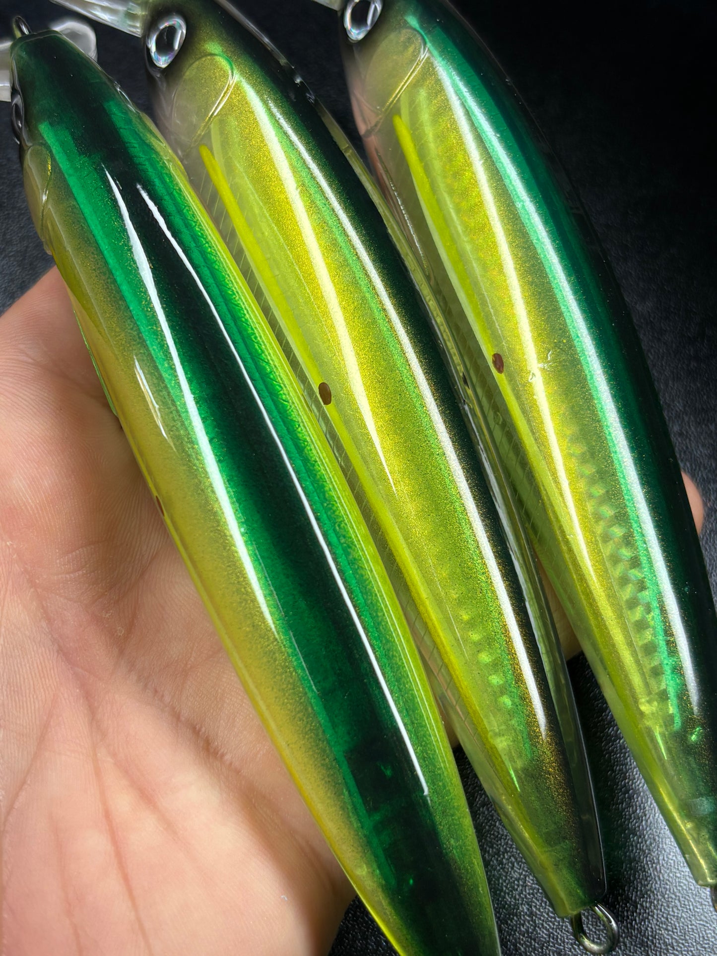 6" Jade Oama Diver. 1.3oz