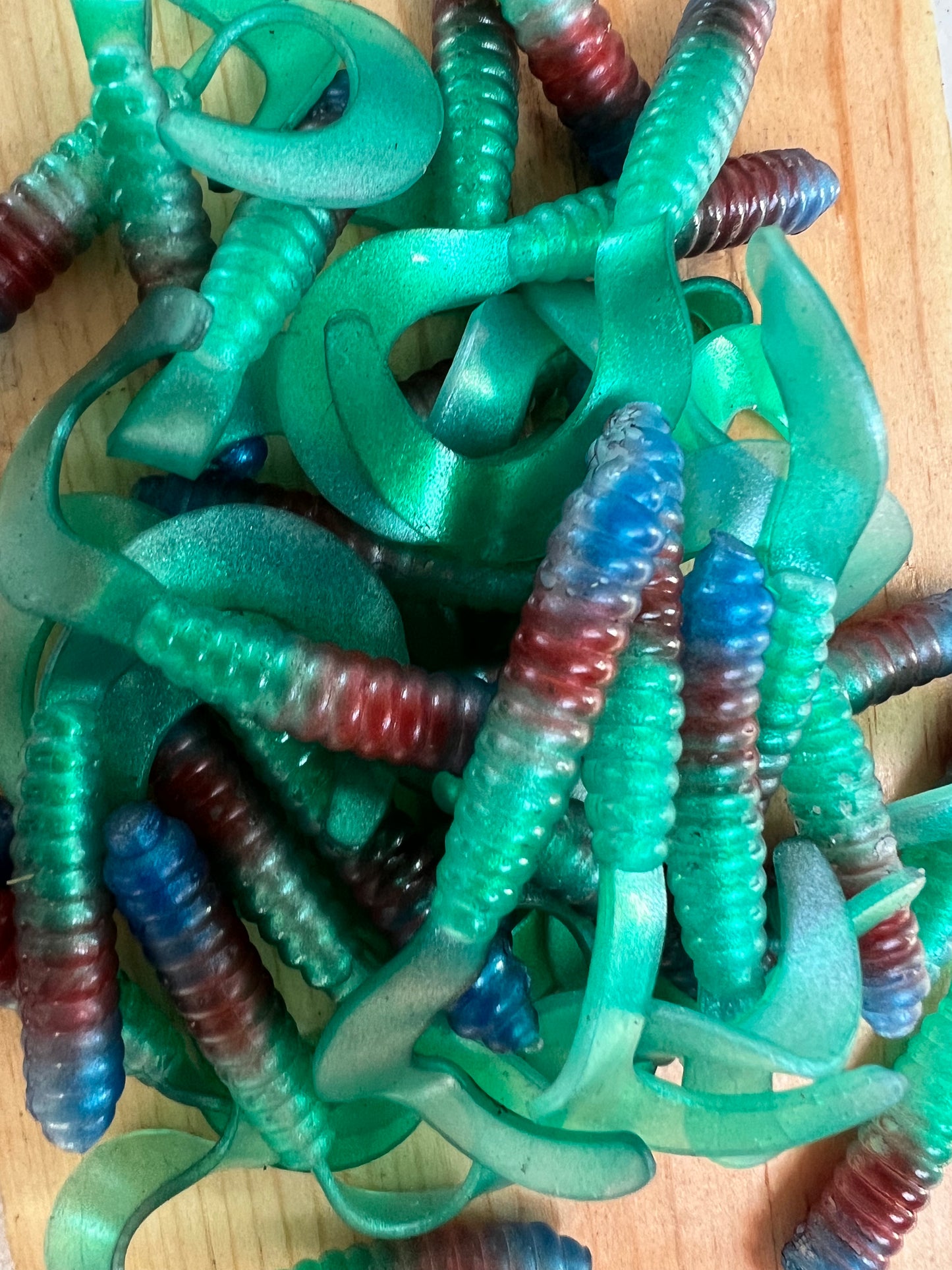Limited One Time Drop Hinalea-R Grubs. Pack of 10