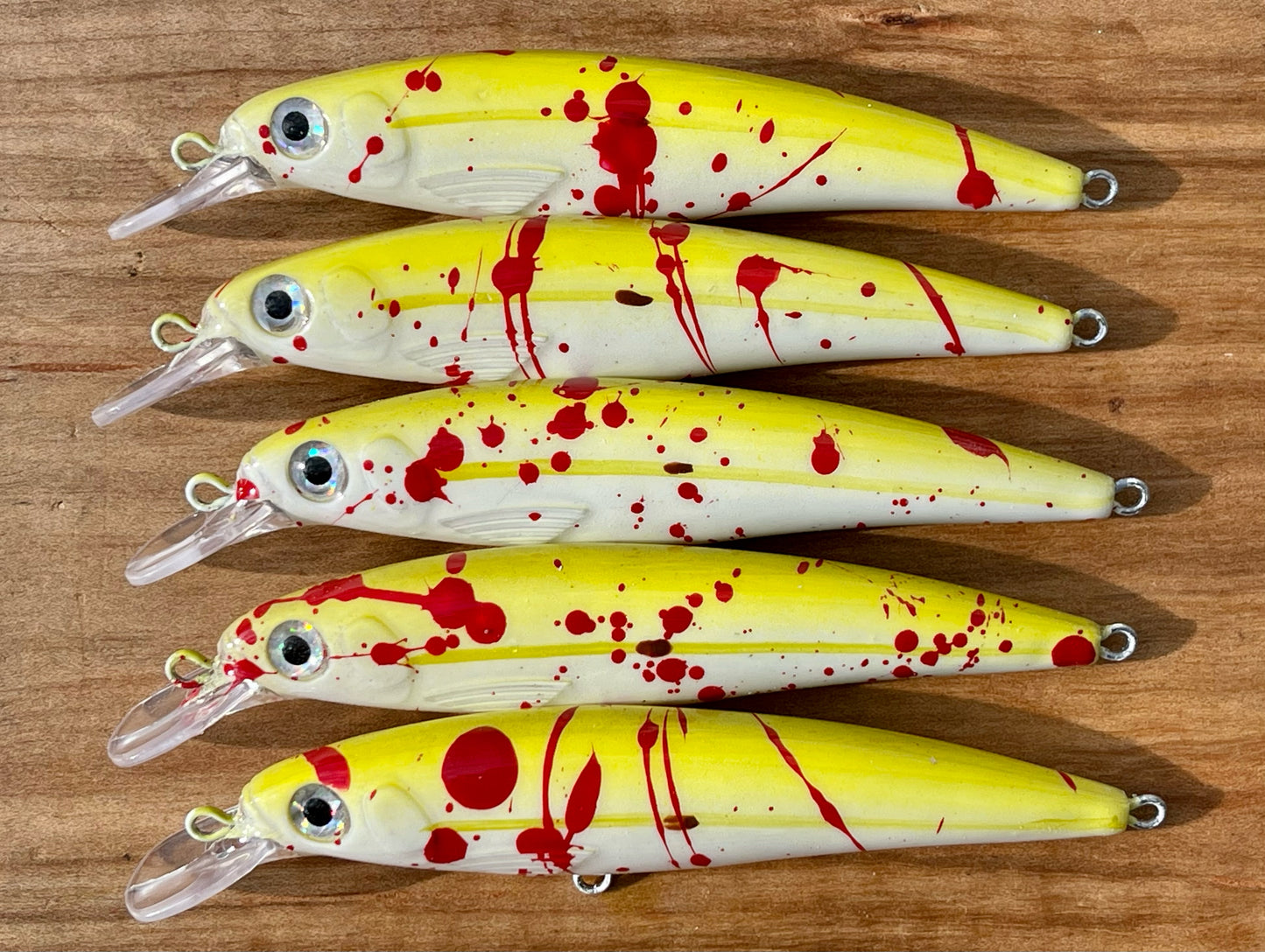 4.5" Bloody Oama Papio Diver. Comes with hooks and split rings.