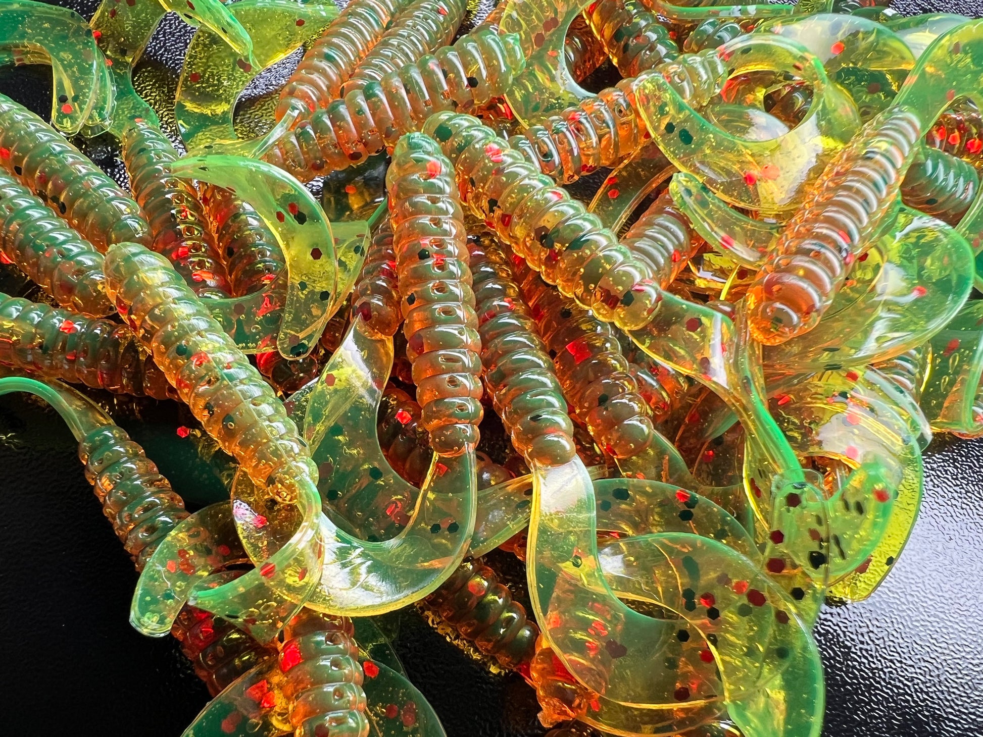 Mr. Motoroil OTR Grubs. 25 pack