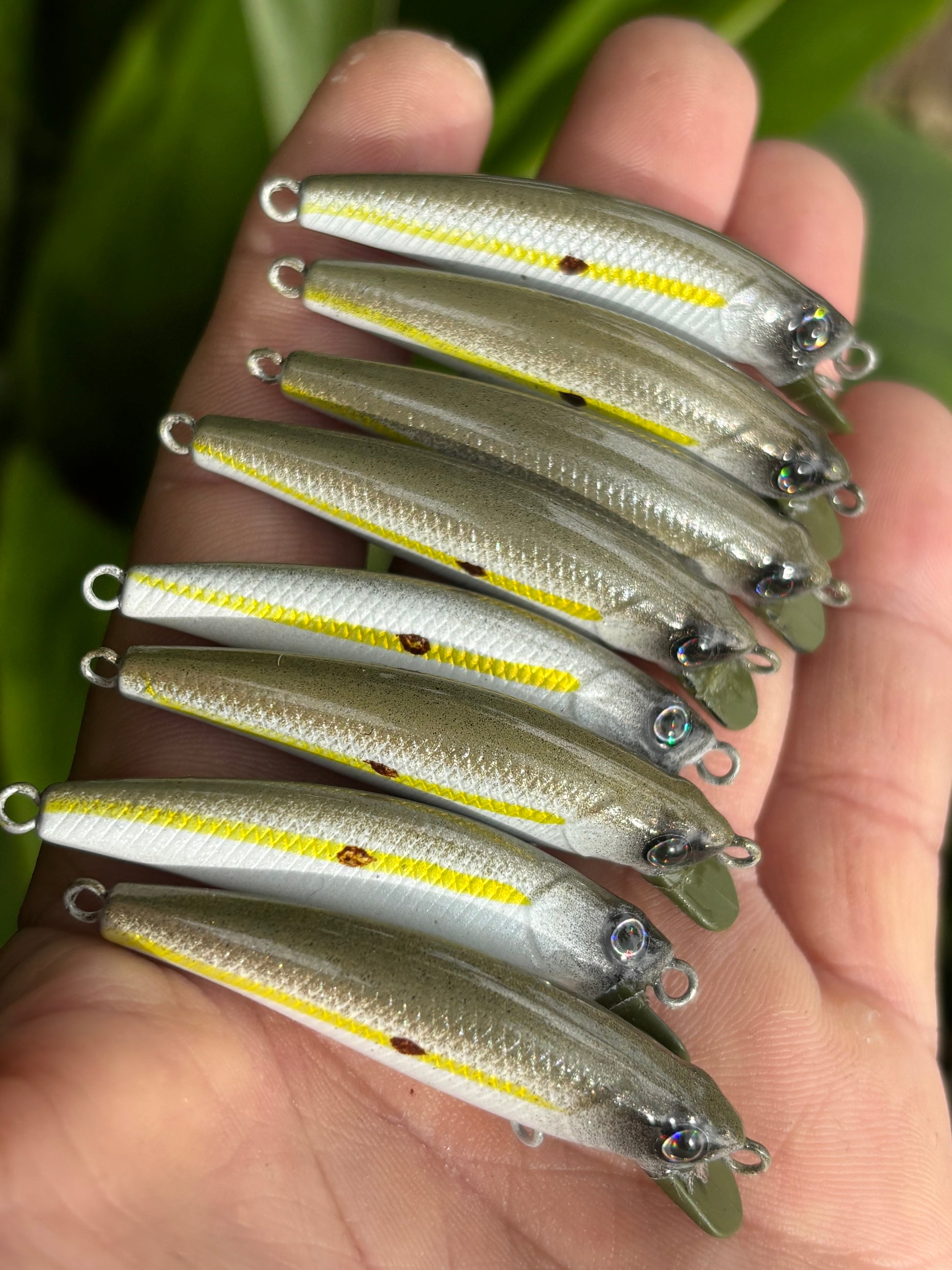 2" Micro Oama Diver 2.4grams. ( Daiso Lure Makeover )