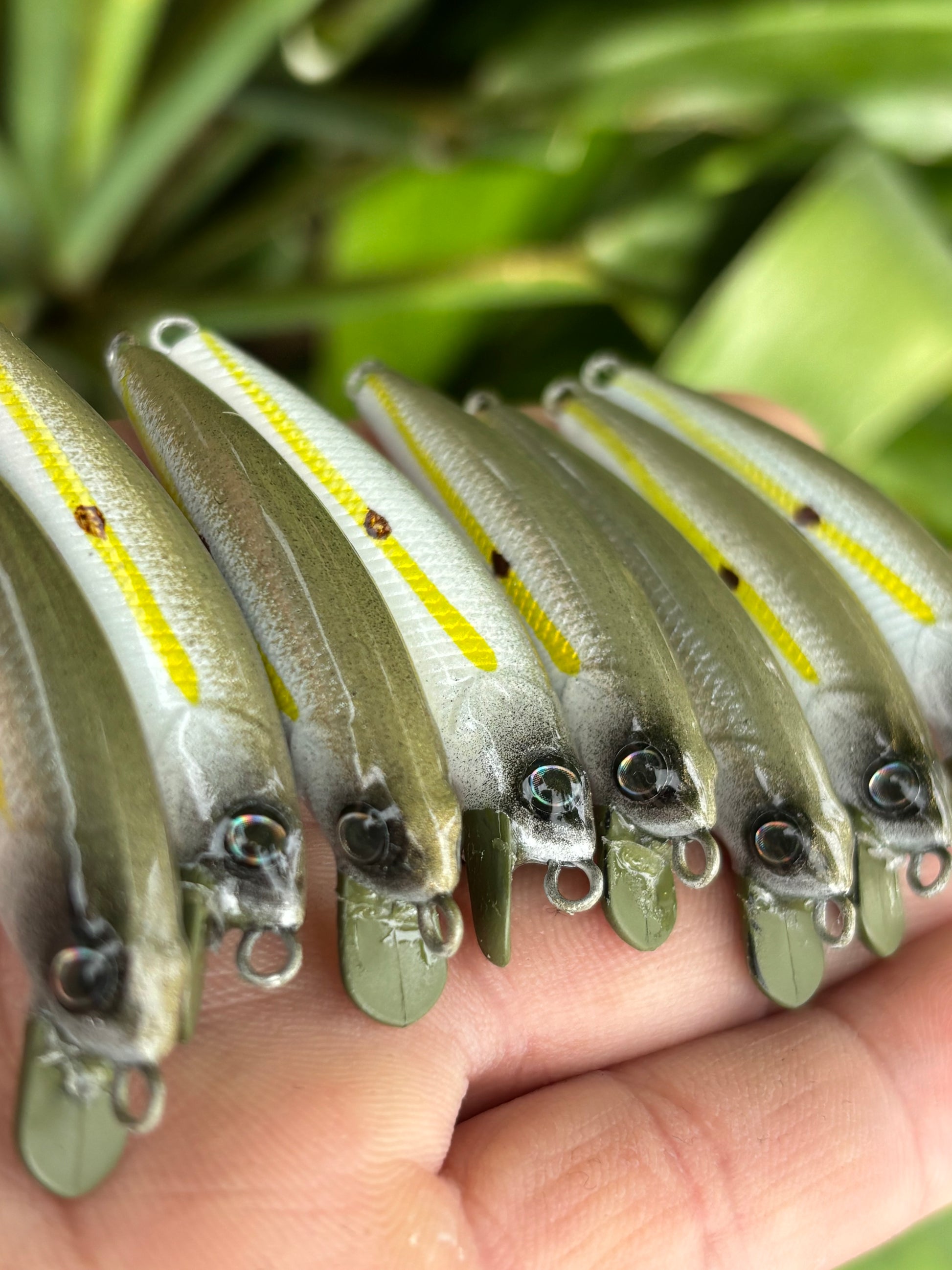 2" Micro Oama Diver 2.4grams. ( Daiso Lure Makeover )