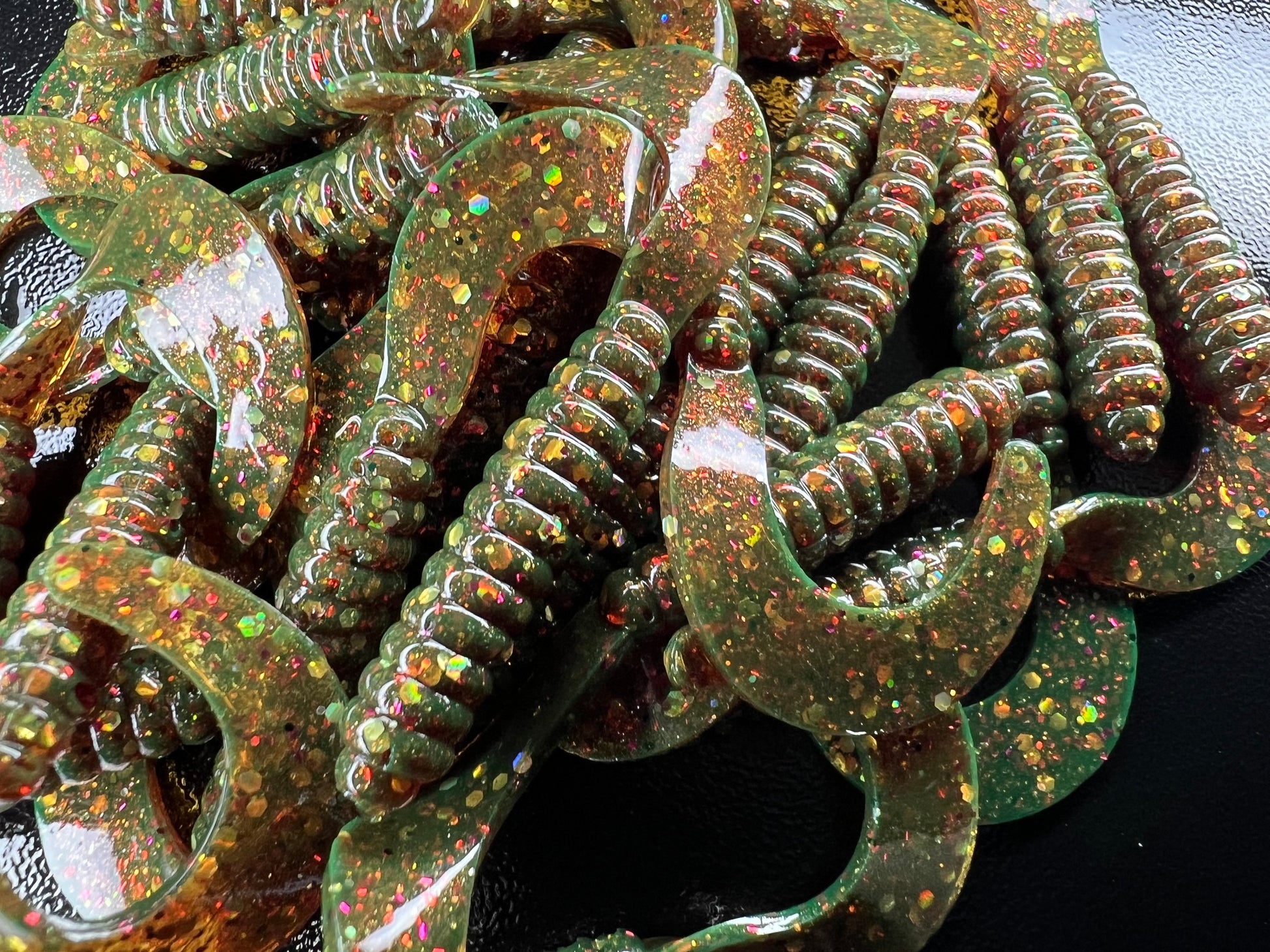 A'ama Motoroil OTR 25 pack grubs.