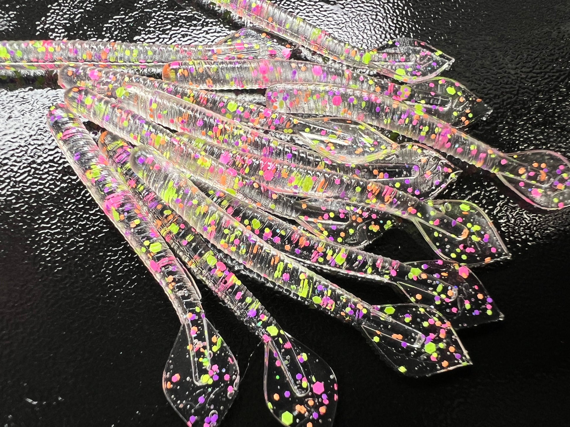 1.5" Bloodworm Spade Tail (BST) 12 pack