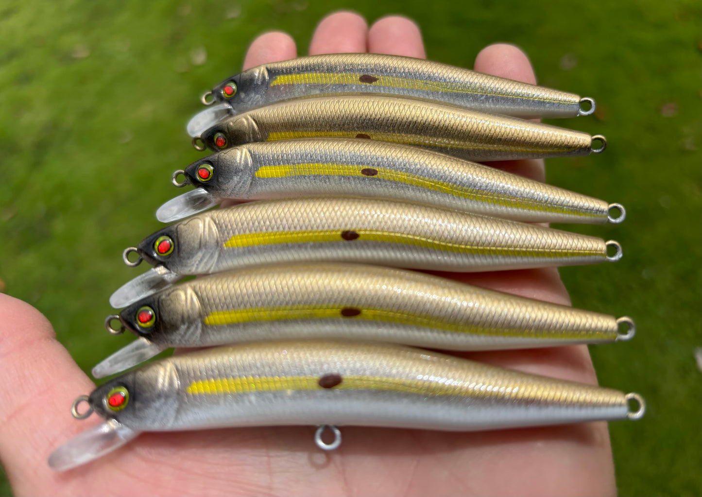 4" 24K Oama Diver-S 8 grams.