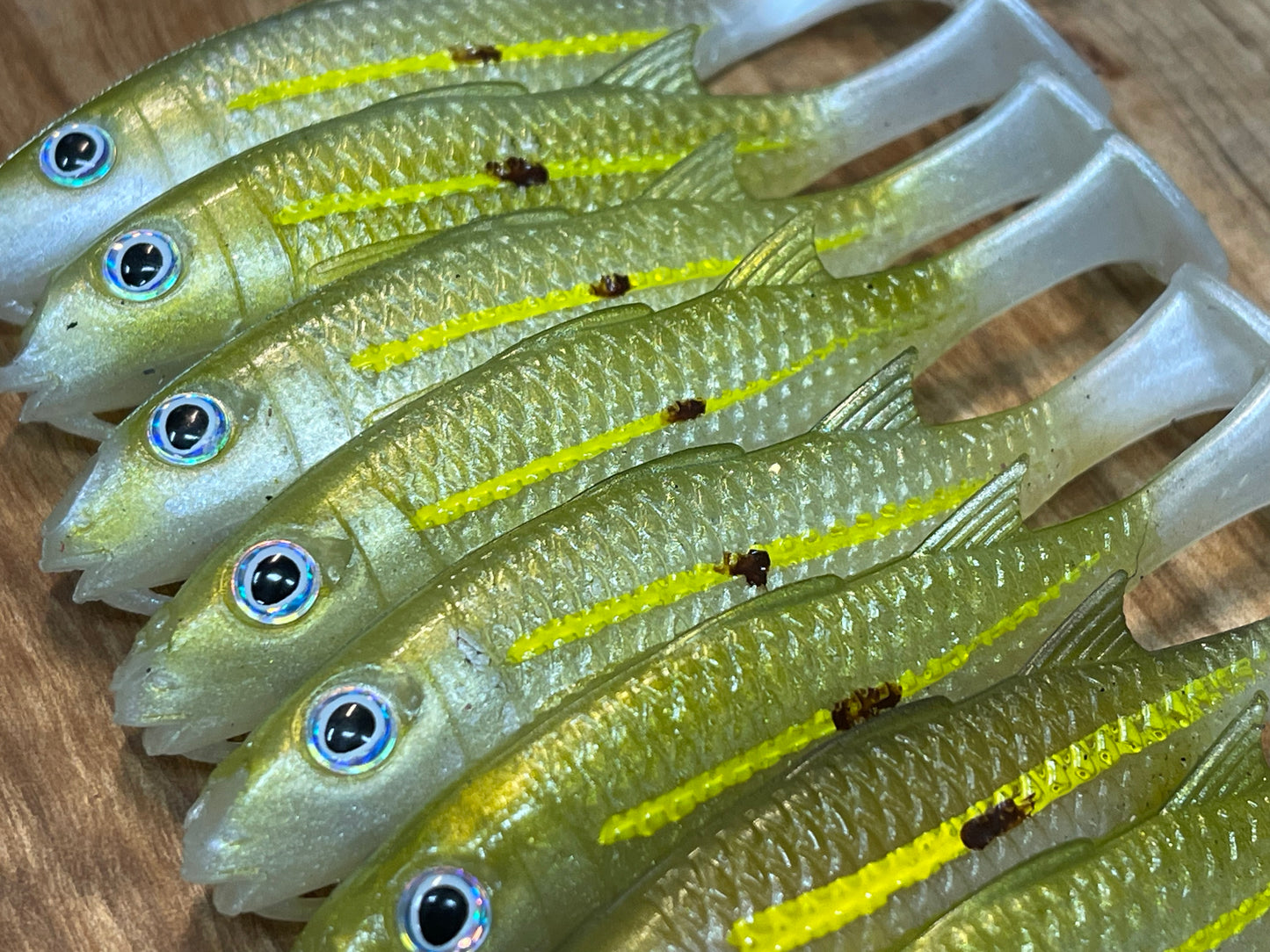 NEW 4 Oama Paddletail. – Campania Lures