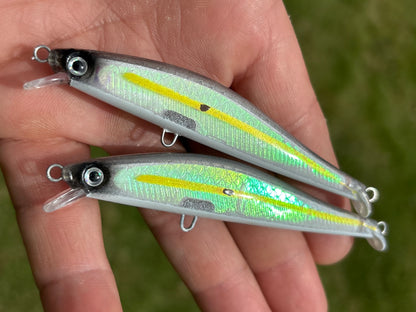 PREORDER 4" Pearl Oama Tailsweep. 10 grams