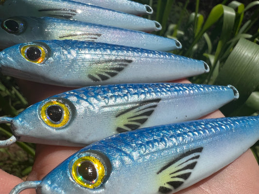 4oz Silver Scale Jig. Comes with Assist Hooks and hardware.